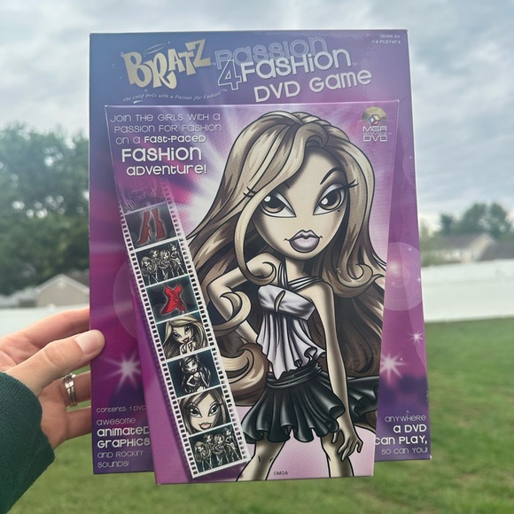Bratz Passion 4 Fashion Interactive DVD Game - Picture 1 of 6